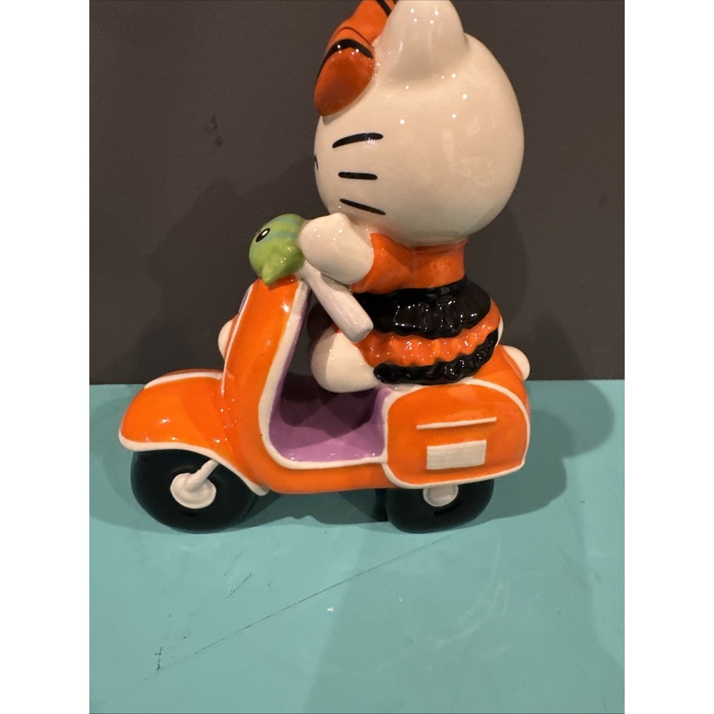Hello Kitty Blue Sky Halloween Scooter 6 inch Ceramic Figure 2025 NEW Release - Picture 3 of 4